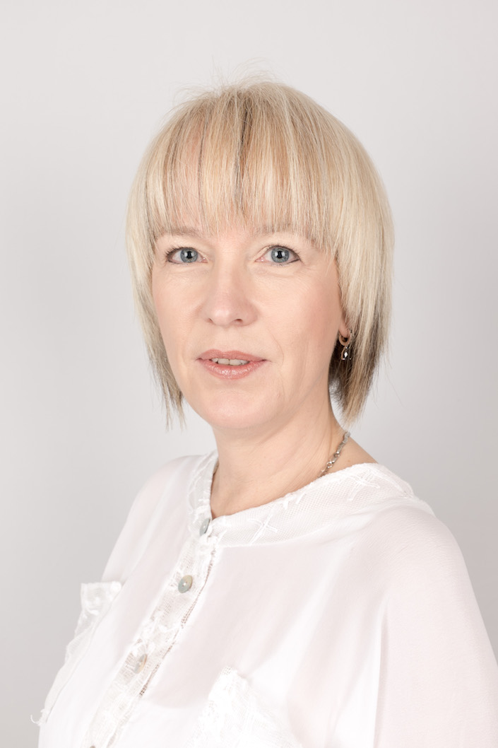 Dr. Susanne Bär
